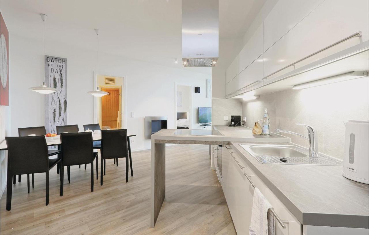 2 Bedroom Awesome Apartment In Luebeck Travemuende Екстер'єр фото
