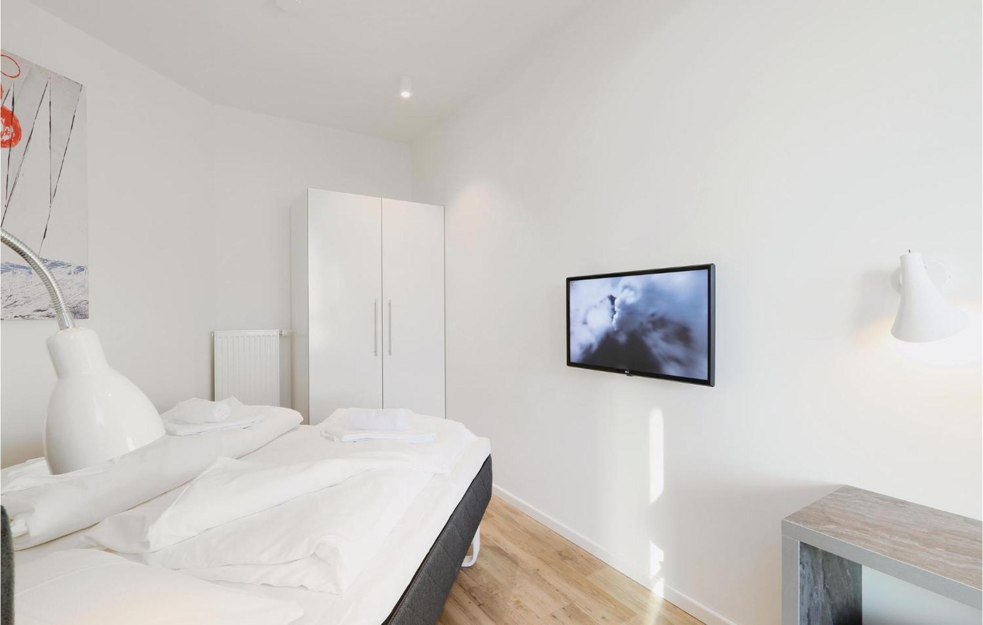 2 Bedroom Awesome Apartment In Luebeck Travemuende Екстер'єр фото