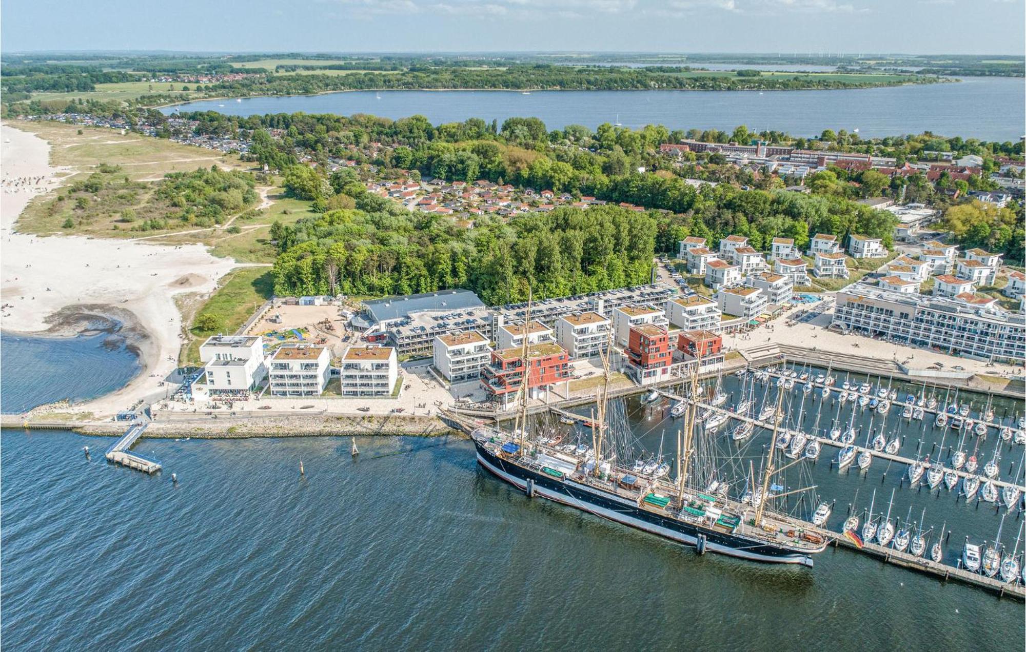 2 Bedroom Awesome Apartment In Luebeck Travemuende Екстер'єр фото
